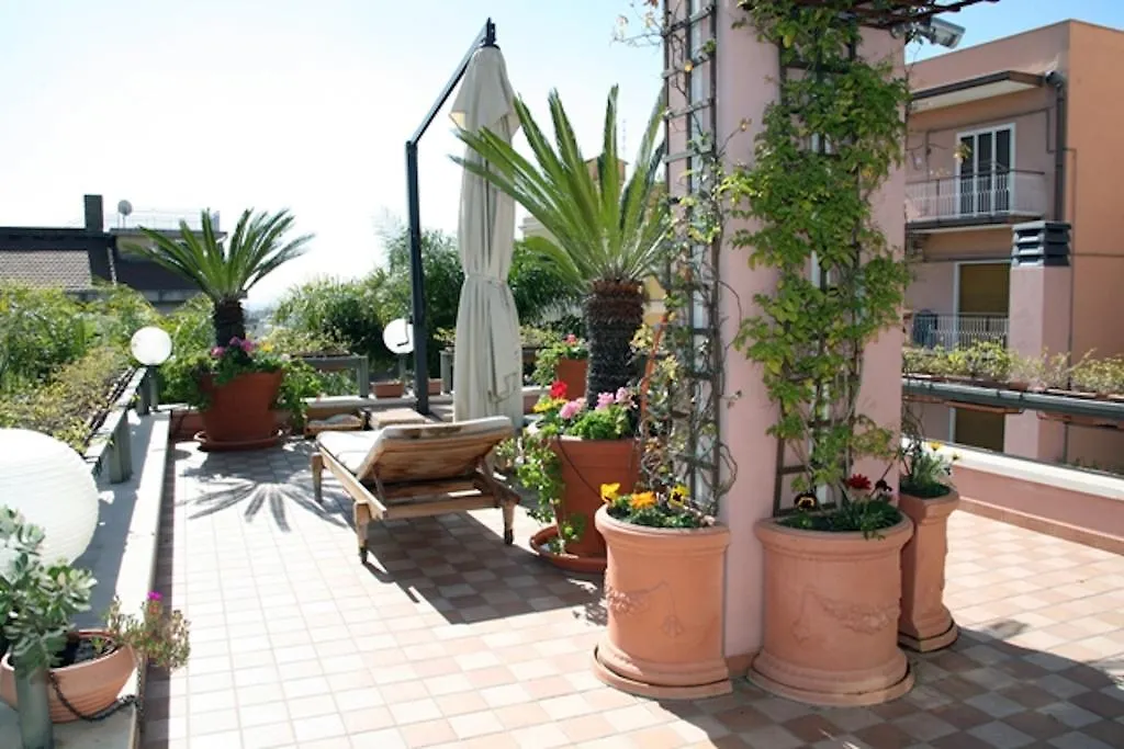 B&B Cocus Inn Aeroporto di Catania Fontana Rossa