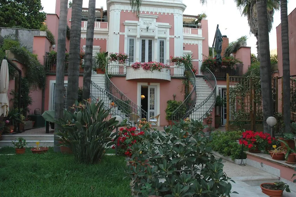 B&B Cocus Inn Aeroporto di Catania Fontana Rossa Italia