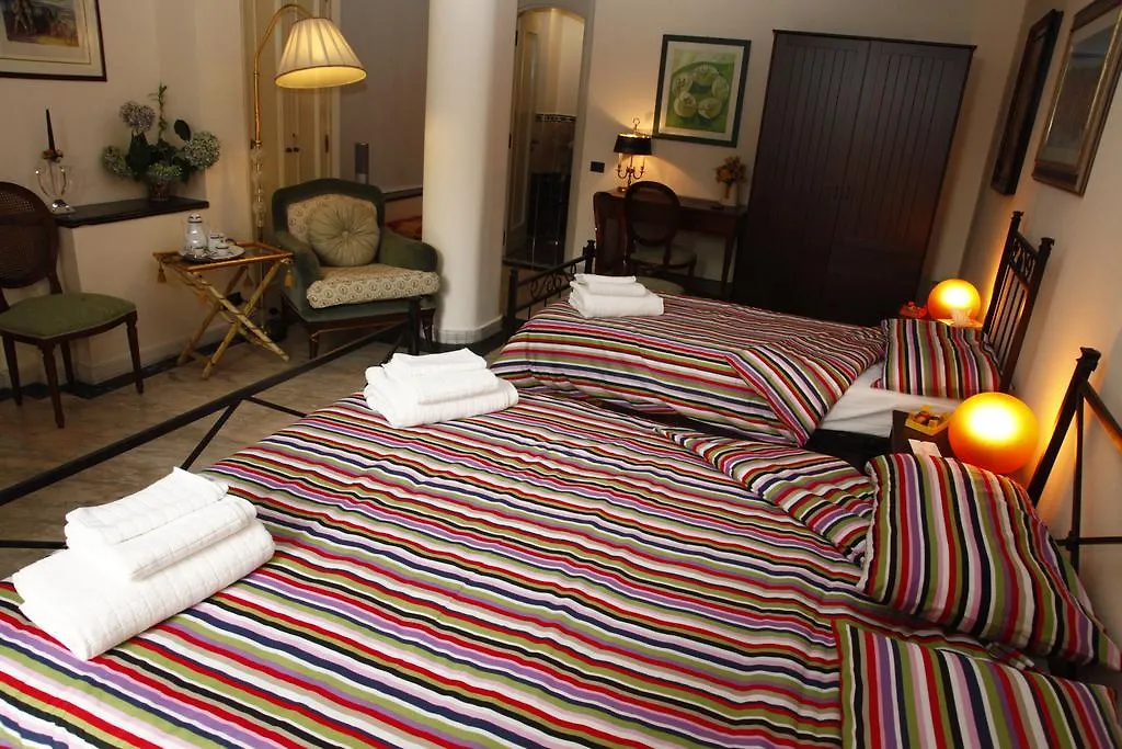 B&B Cocus Inn Aeroporto di Catania Fontana Rossa Bed & Breakfast